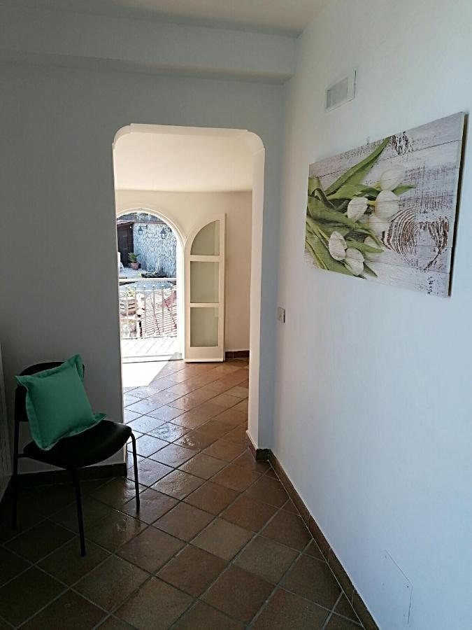 B&B Villa Teresa ซอร์เรนโต ภายนอก รูปภาพ