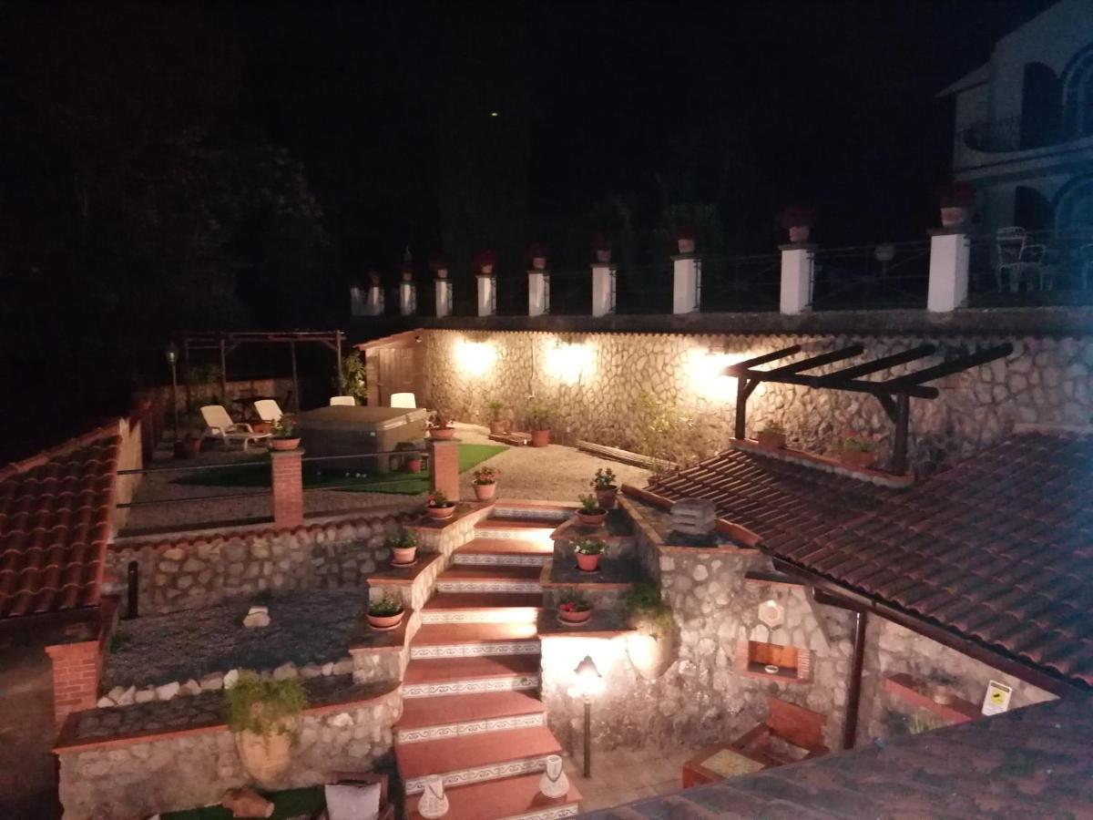 B&B Villa Teresa ซอร์เรนโต ภายนอก รูปภาพ
